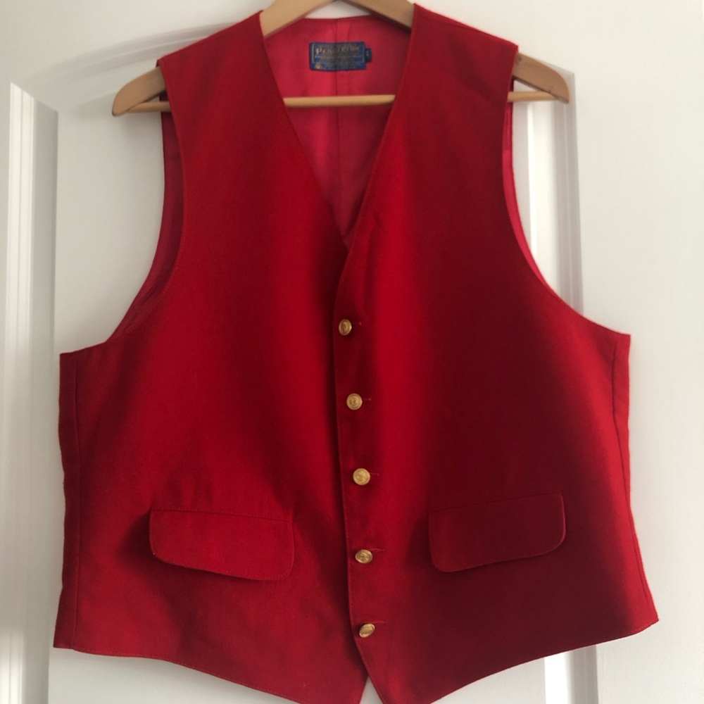 ✨100% Wool Men’s Red Vest✨